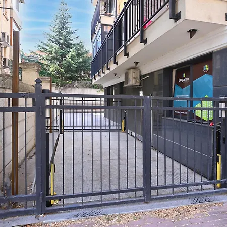 With Free Parking Lägenhet Varna